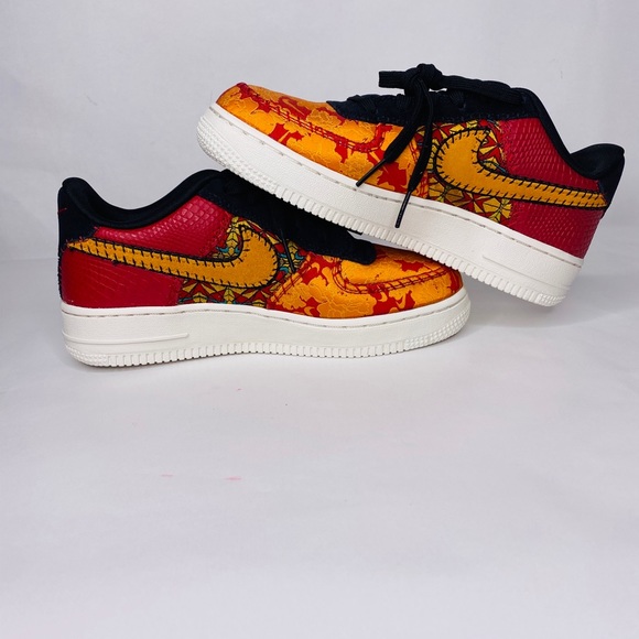 Nike Air Force 1 GS "Chinese New Year" Red Gold - Picture 3 of 10